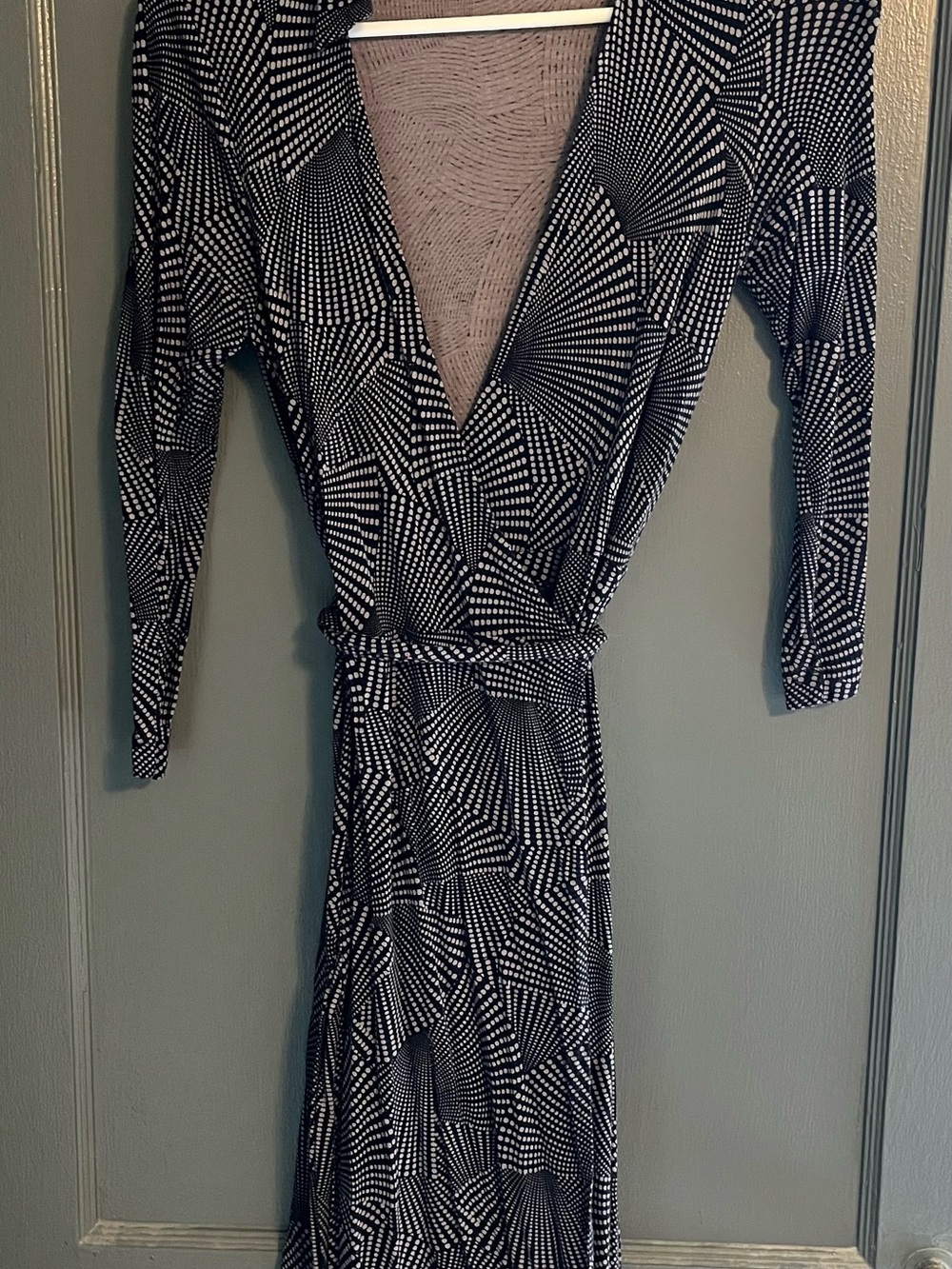 BCBG Black and White Geometric Long Sleeve Wrap Dress